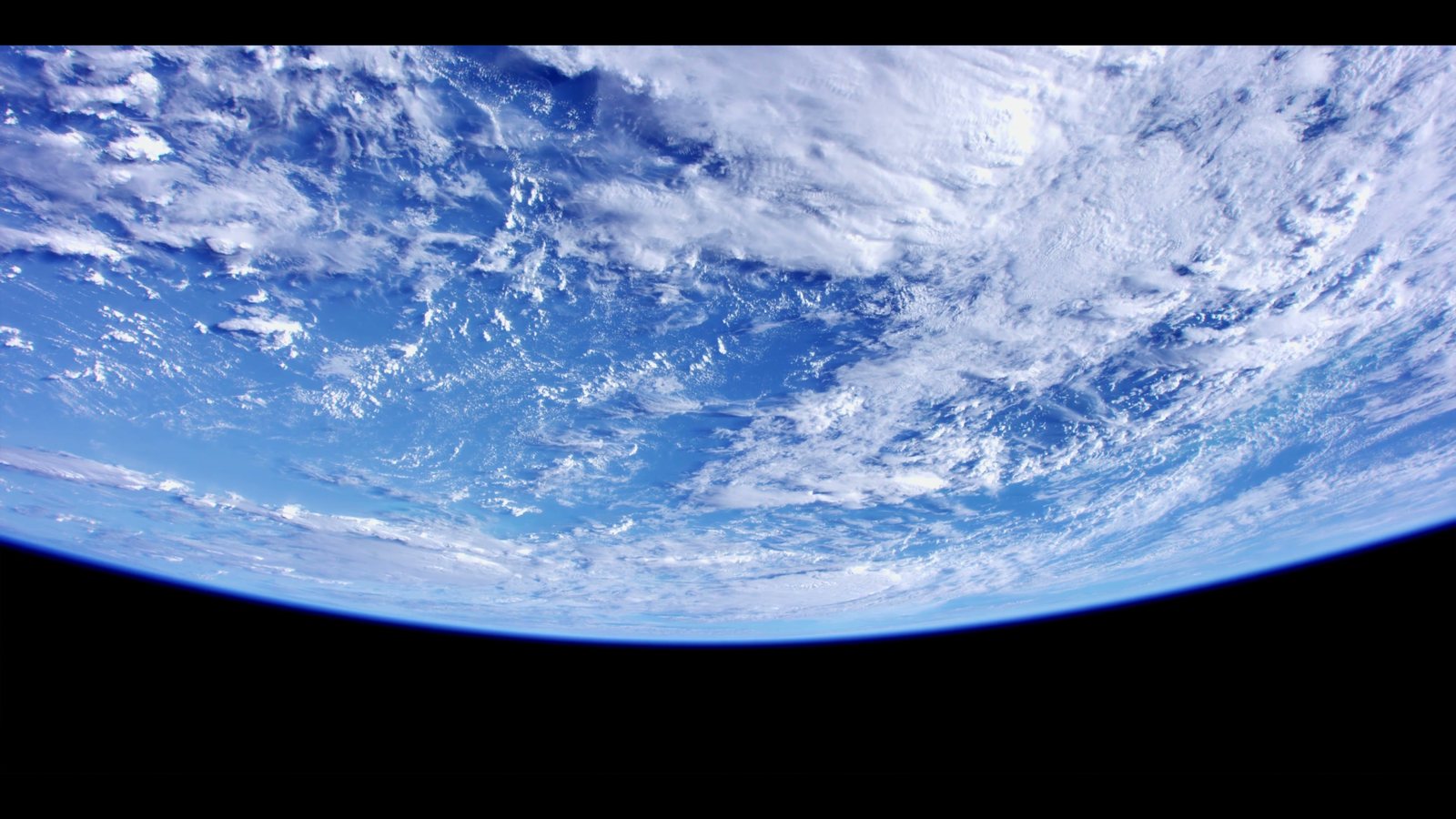 Illustration: the same frame shown flat, as it looks when HDR is not handled